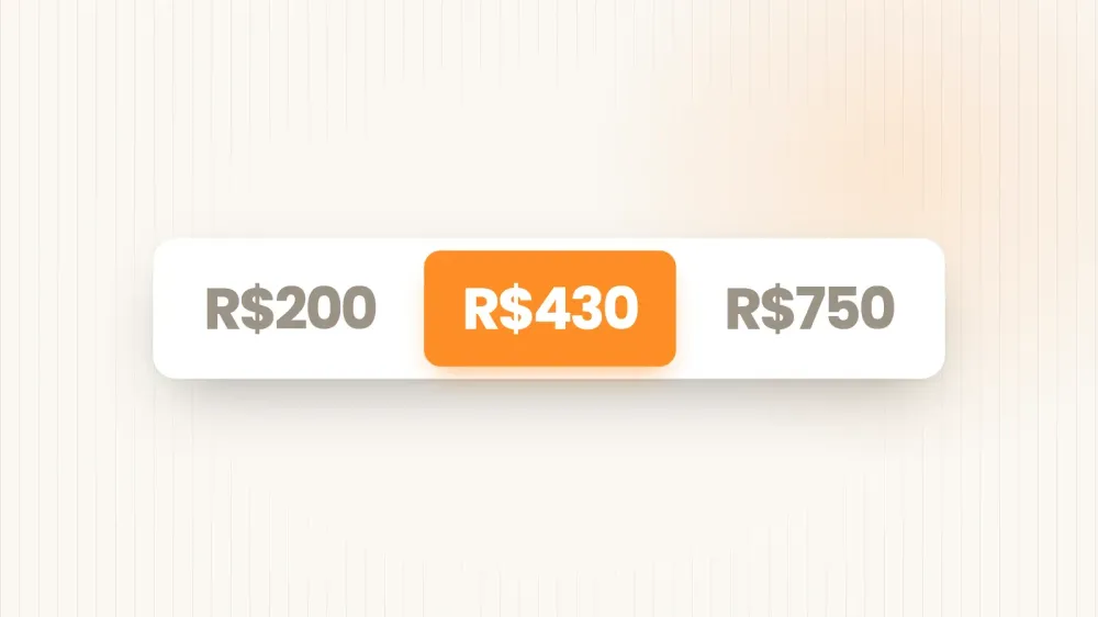 Três preços mensais de consultoria online, R$200, R$430 e R$750, nível central selecionado